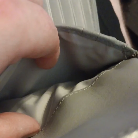 Coach Ashley Optic Art Gray and Navy Tri-Fold Compact Wallet EUC - Picture 8 of 13